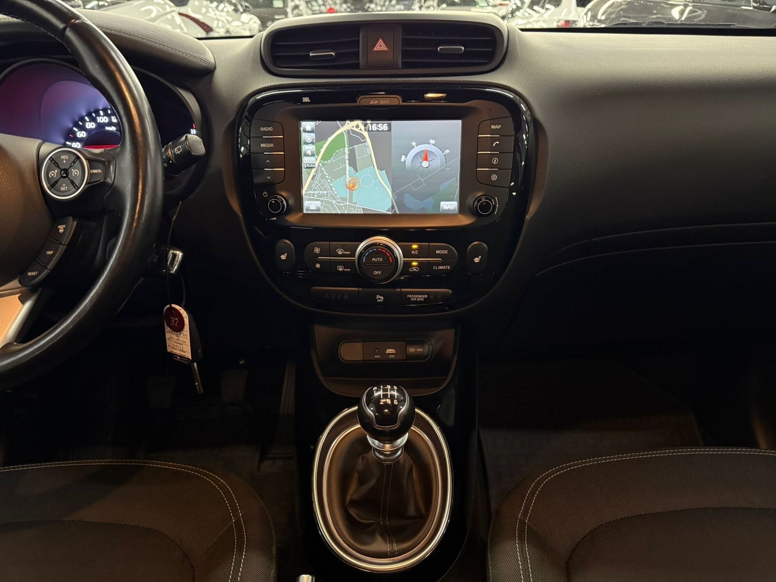 Kia Soul Van Soul 1.6 GDI Dream Team #11