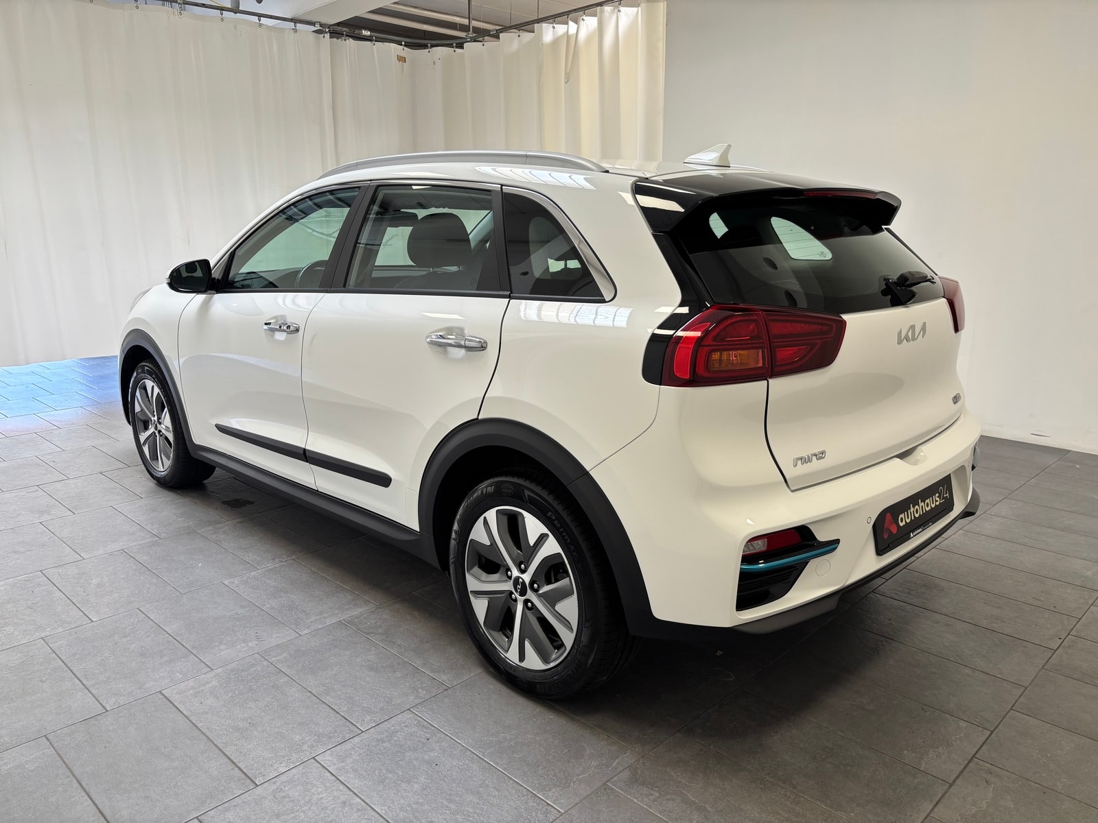 Kia Niro SUV e-Niro Vision 64 kWh #4