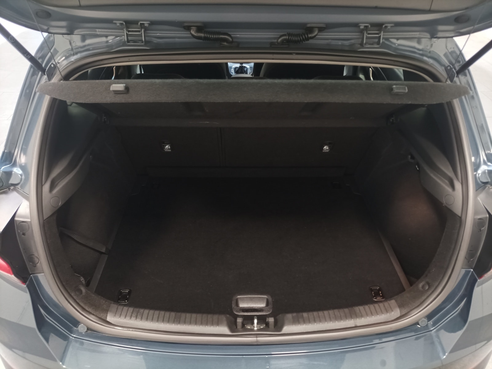 Hyundai i30 Limousine i30 1.0 T-GDI Ed. 30 (EURO 6d)(OPF) #6