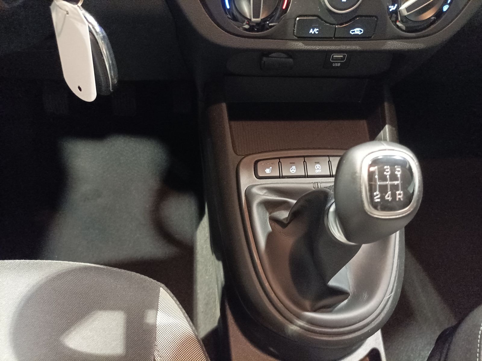 Hyundai i10 Schräghecklimousine i10 1.0 Edition 30 #12