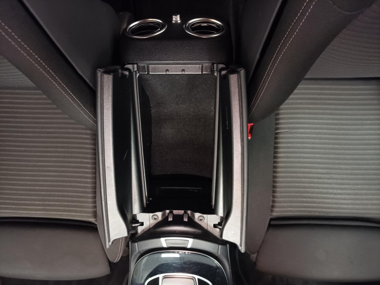 Mercedes Benz E-Klasse Kombi E 300 T de Avantgarde 4Matic (EURO 6d) #15