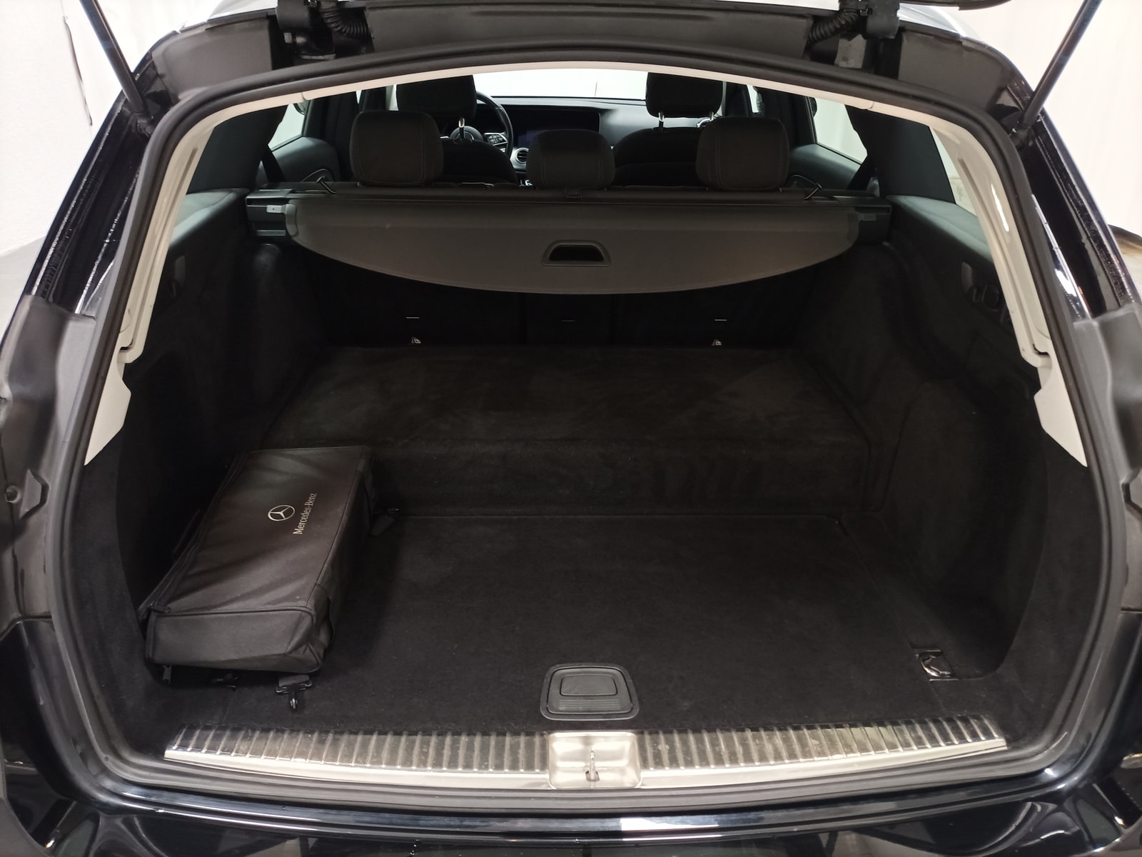 Mercedes Benz E-Klasse Kombi E 300 T de Avantgarde 4Matic (EURO 6d) #6