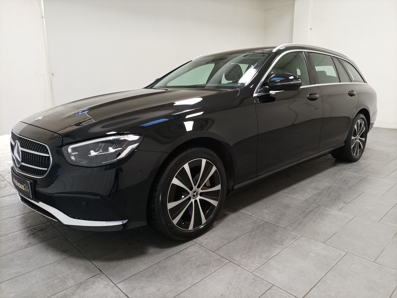 Mercedes Benz E-Klasse Kombi E 300 T de Avantgarde 4Matic (EURO 6d) #3