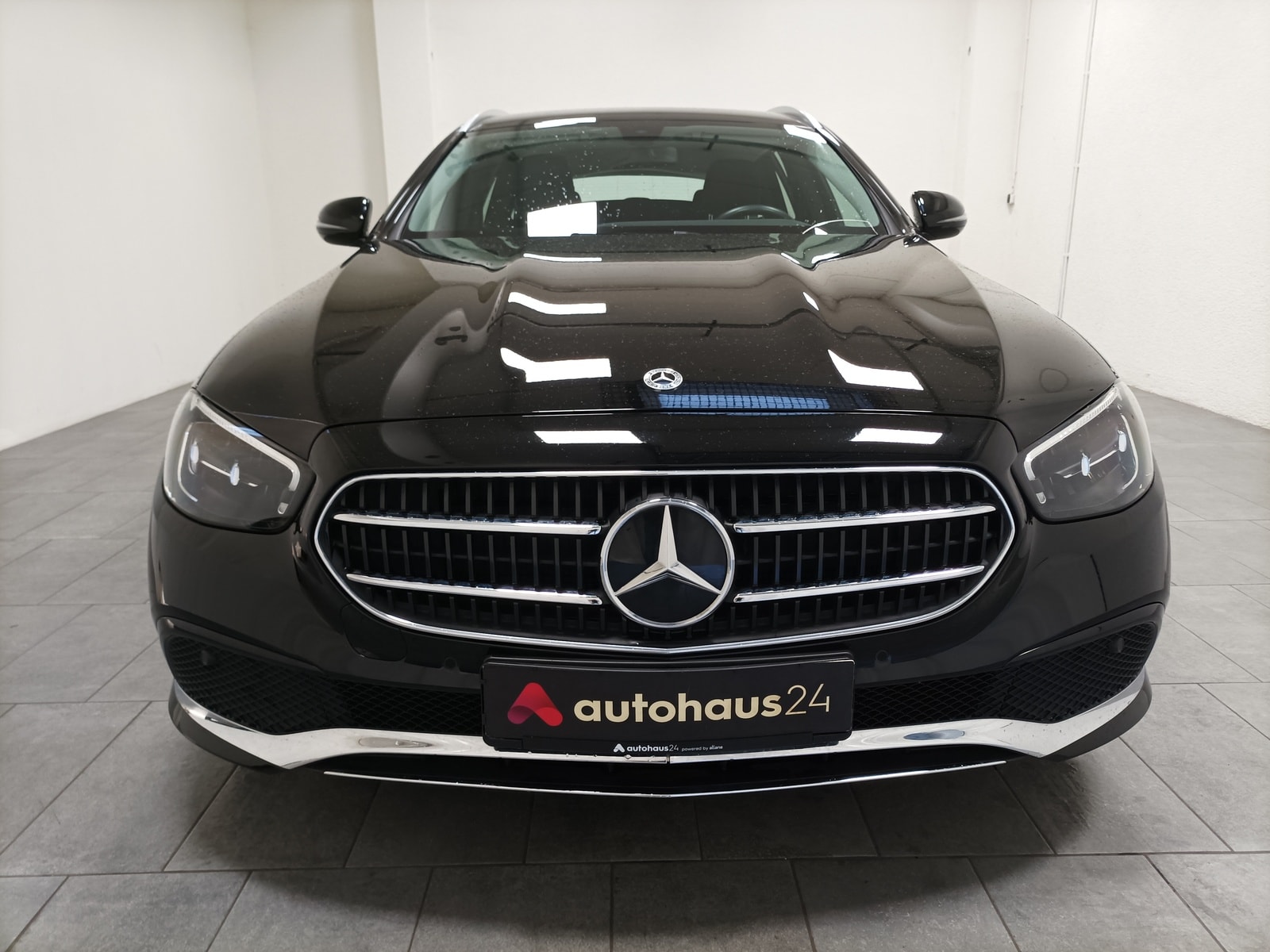 Mercedes Benz E-Klasse Kombi E 300 T de Avantgarde 4Matic (EURO 6d) #2