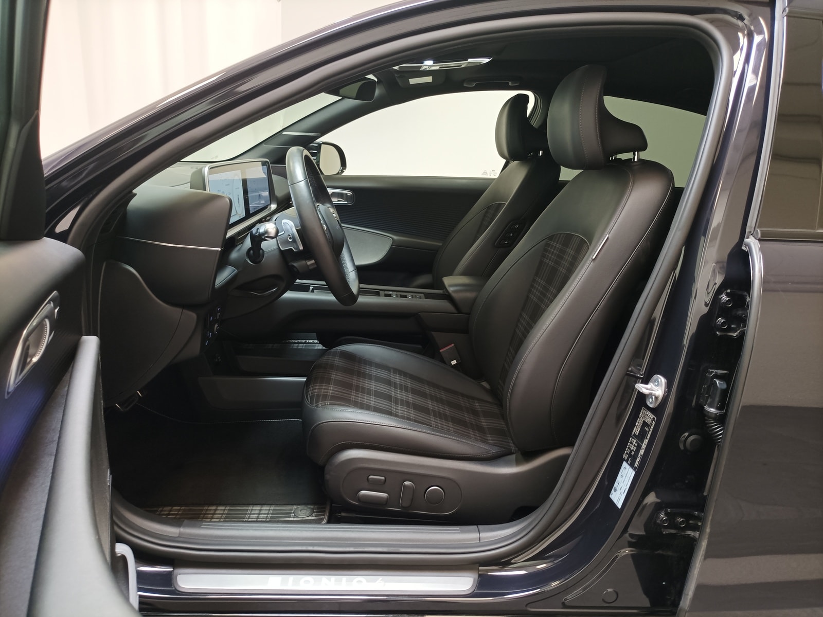 Hyundai IONIQ 6 Limousine IONIQ 6 First Edition/First Ed-Paket Elektro 4WD #8