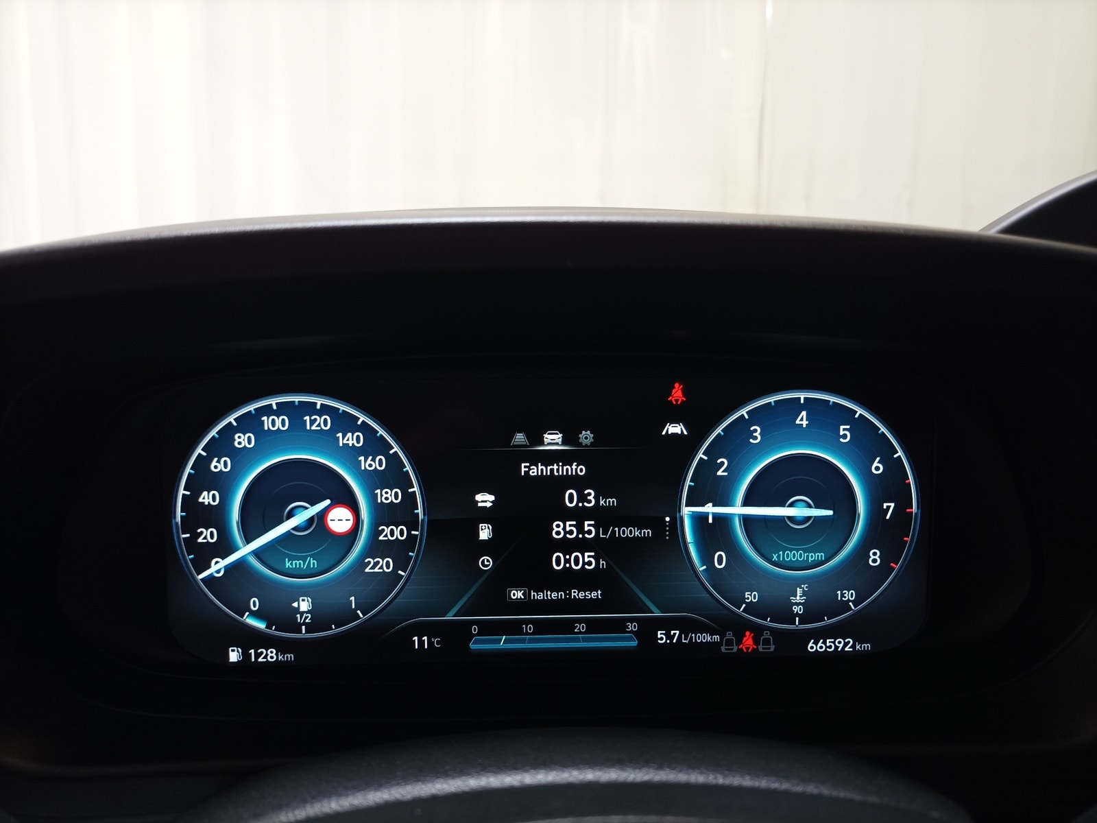 Hyundai i20 Schräghecklimousine i20 1.0 T-GDI Ed. 30 (EURO 6d)(OPF) #7