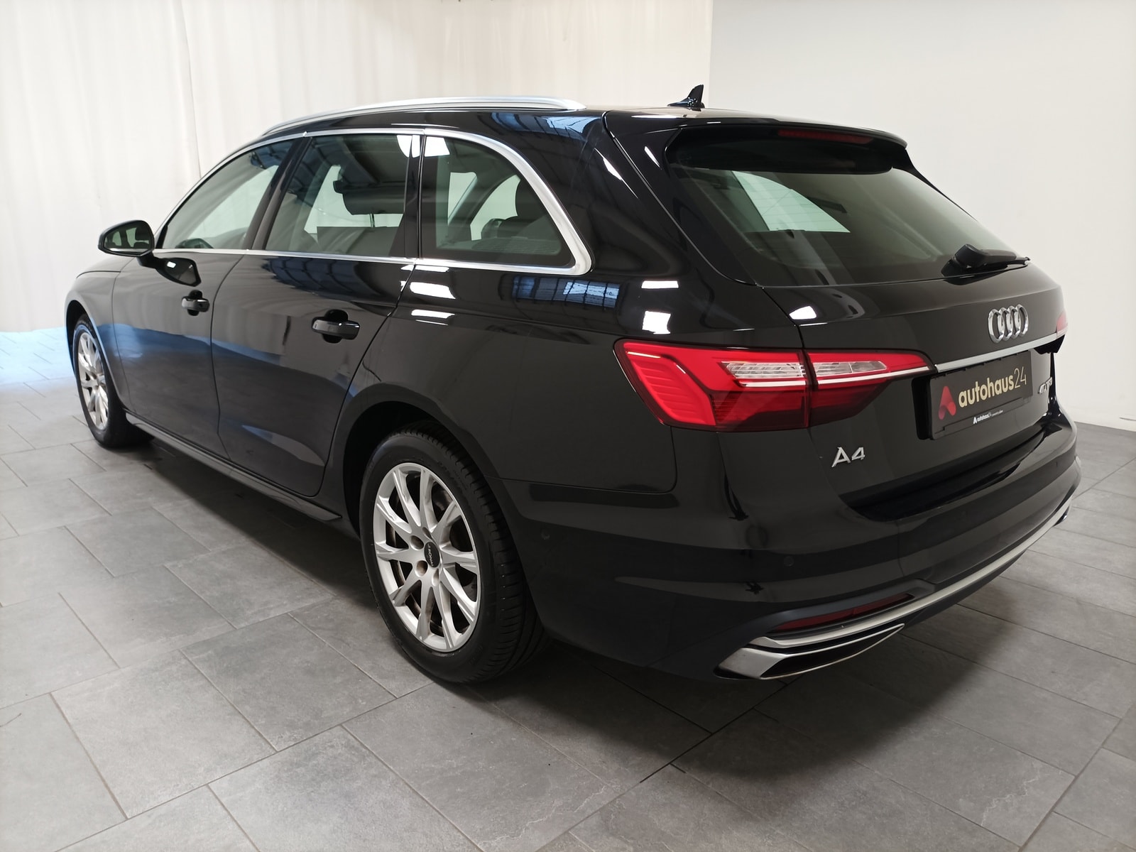 Audi A4 Kombi A4 40 2.0 TFSI Avant advanced (EURO 6d) #4