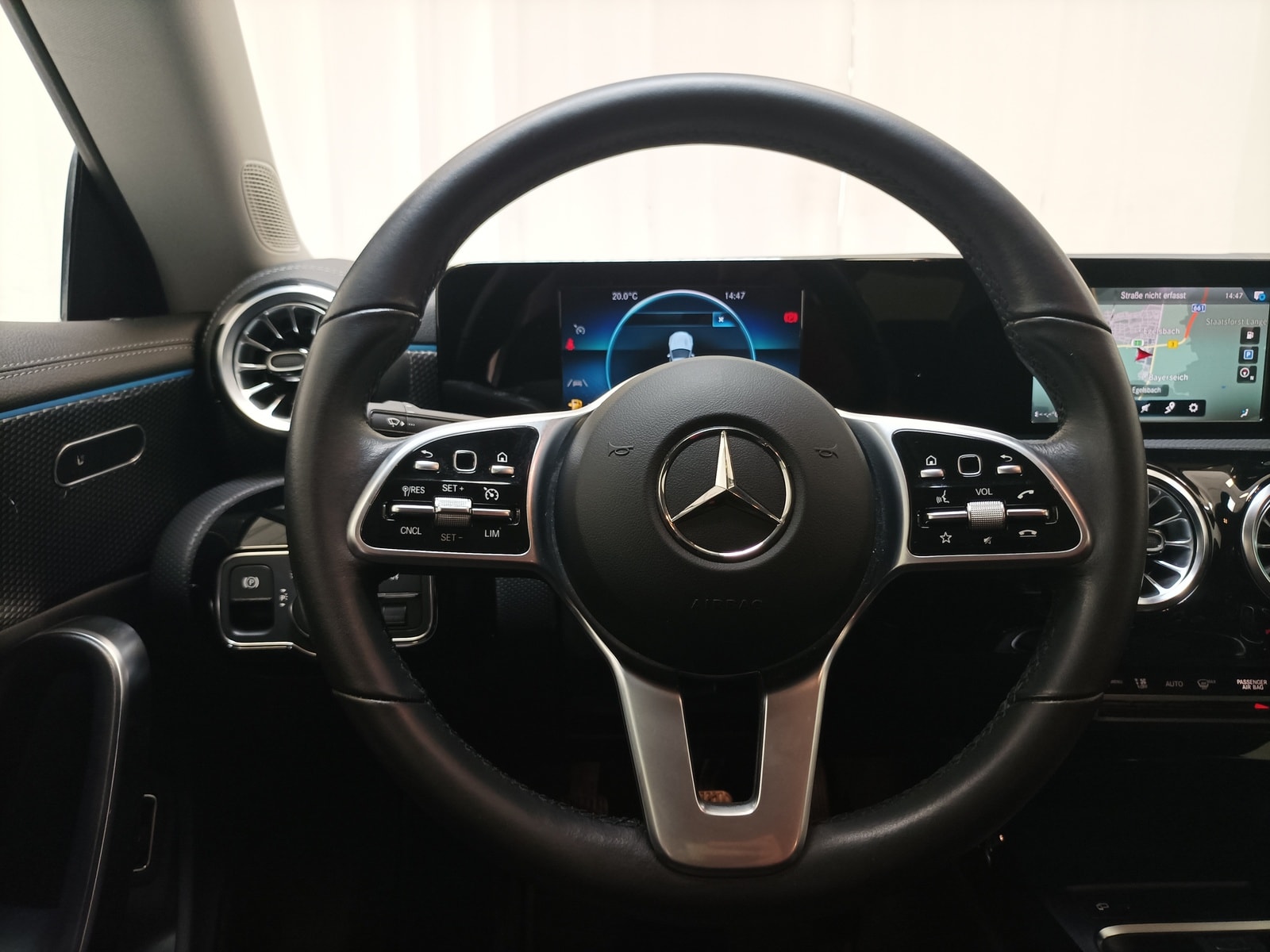 Mercedes Benz CLA-Klasse Limousine CLA 180 Progressive (EURO 6d) #11