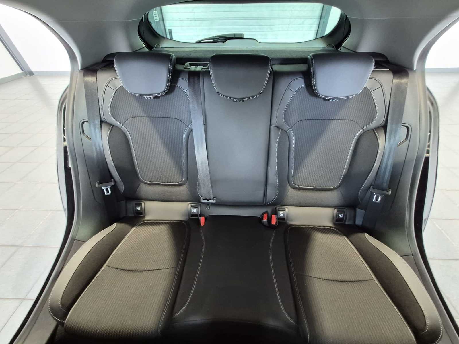 Renault Megane Limousine Megane IV 1.3 TCe 140 Intens GPF (EURO 6d) #14