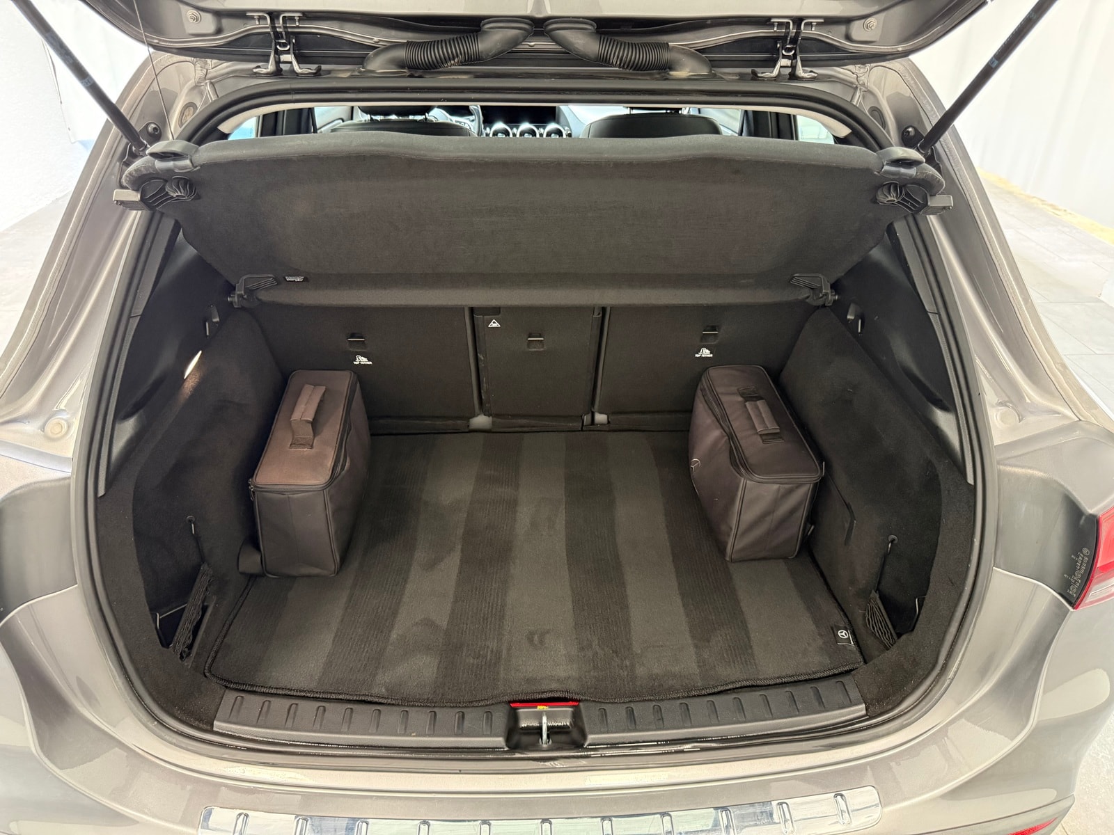 Mercedes Benz GLA-Klasse SUV GLA 250 e Style (EURO 6d) #6