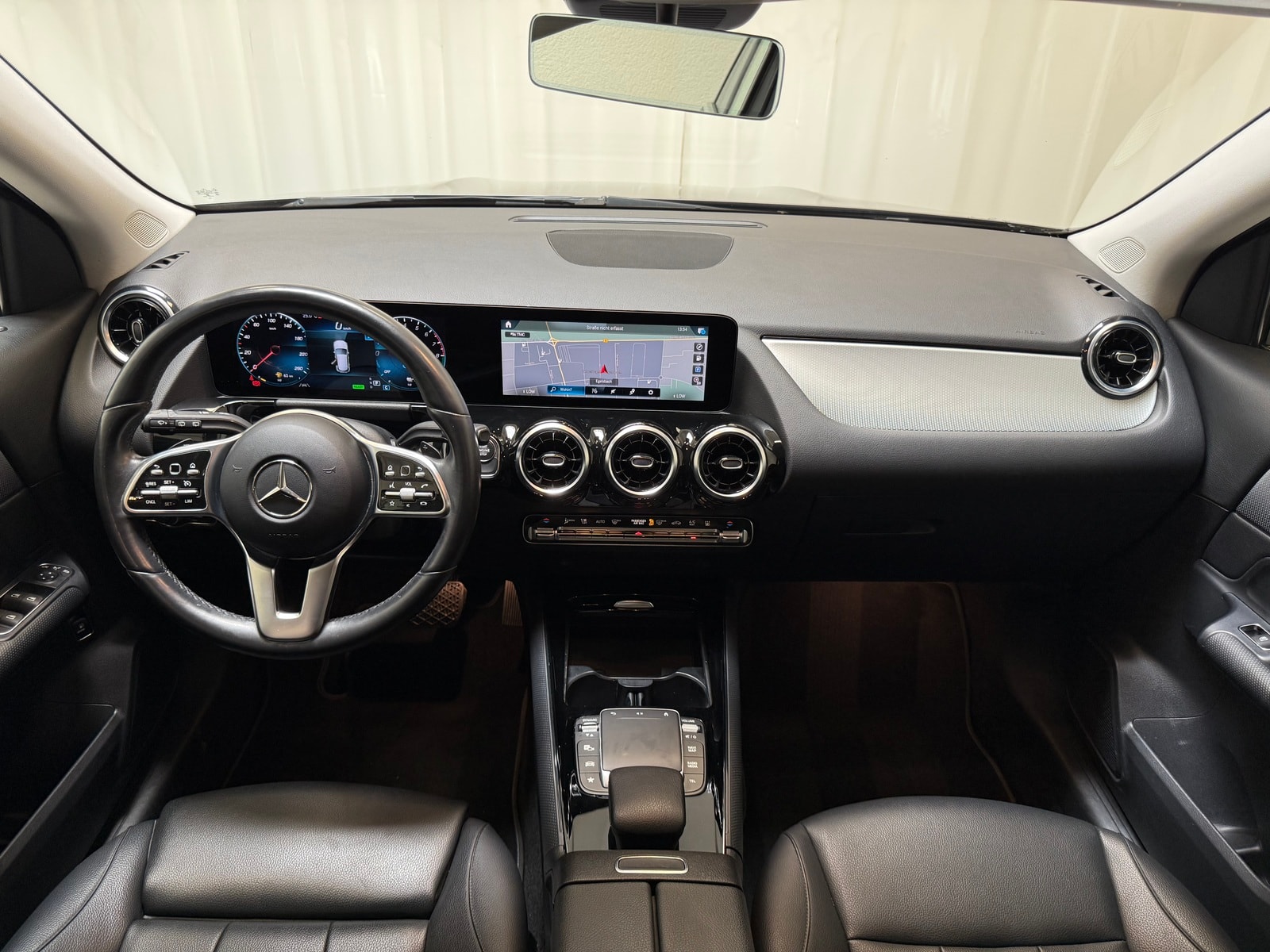 Mercedes Benz GLA-Klasse SUV GLA 250 e Style (EURO 6d) #9