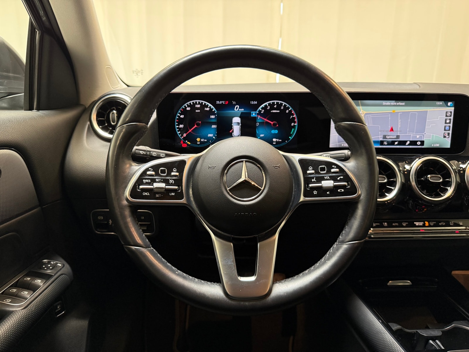 Mercedes Benz GLA-Klasse SUV GLA 250 e Style (EURO 6d) #10