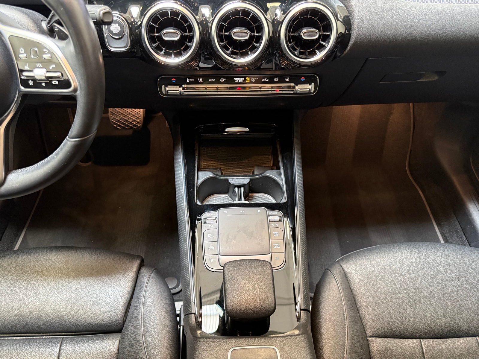 Mercedes Benz GLA-Klasse SUV GLA 250 e Style (EURO 6d) #12