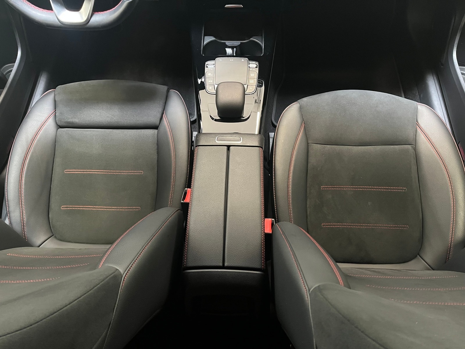 Mercedes Benz A-Klasse Limousine A 250 e Lim. AMG Line (EURO 6d) #13